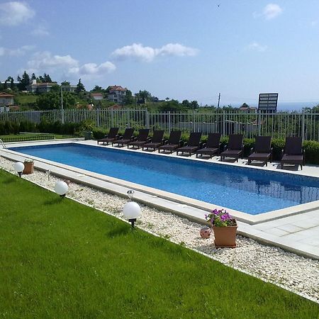 וארנה Sea Dream Rental Apartments מראה חיצוני תמונה