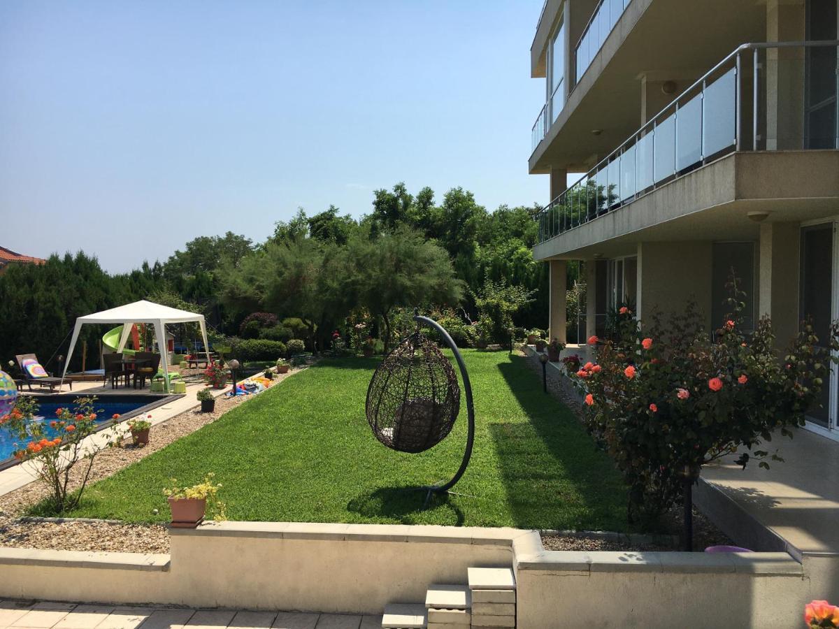 וארנה Sea Dream Rental Apartments מראה חיצוני תמונה