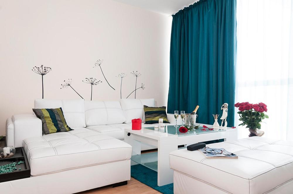 וארנה Sea Dream Rental Apartments מראה חיצוני תמונה