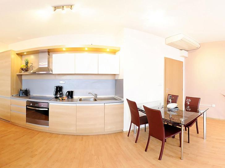 וארנה Sea Dream Rental Apartments מראה חיצוני תמונה